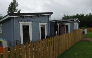 Loghouse.ie log cabin. Top quality log house products.