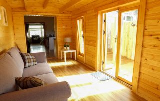 Loghouse.ie log cabin. Top quality log house products.