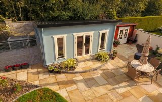 Loghouse.ie log cabin. Top quality log house products.