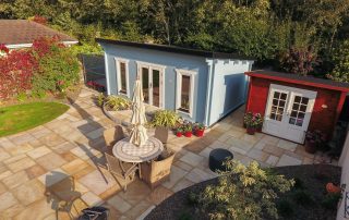 Loghouse.ie log cabin. Top quality log house products.