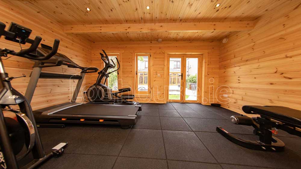 Gym-Equipment-for-an-Eco-Garden-Room